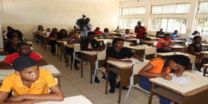 ENTREGA DE CERTIFICADOS DE RECONHECIMENTO AOS PROFESSORES-FORMADORES DA POLÍCIA FOI MOMENTO DE COESÃO ENTRE PRM E UPMAPUTO